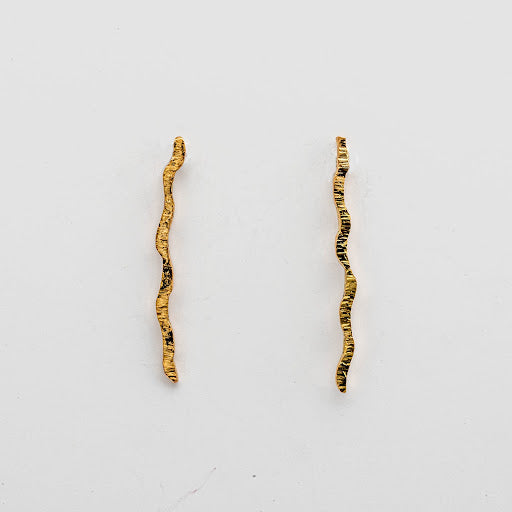 Shooting Star Earrings in 18k Gold